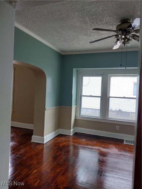 64 Walnut St, Struthers, OH 44471 - photo 20