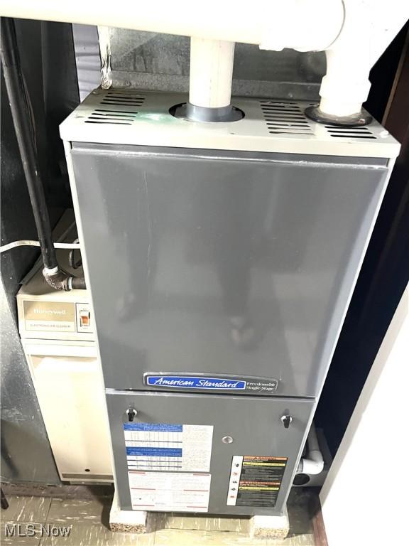 room details featuring heating unit