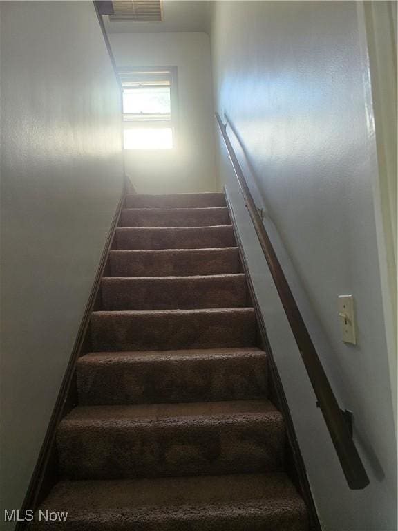 25100 Drakefield Ave, Euclid, OH 44132 - view of staircase