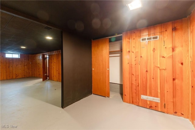 2955 Noel Dr, Youngstown, OH 44509 - below grade area with wooden walls and visible vents