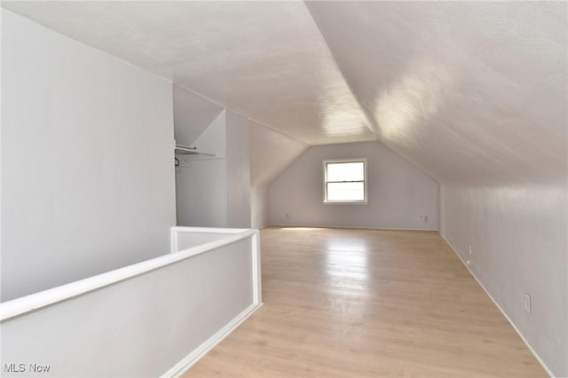 1118 Hartford Ave, Akron, OH 44320 - bonus room with vaulted ceiling and light wood-type flooring