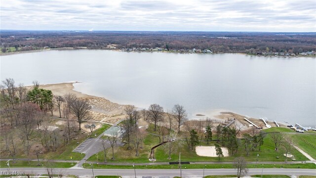 Afton Ave, Lake Milton, OH 44429