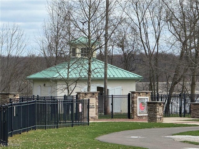 Afton Ave, Lake Milton, OH 44429
