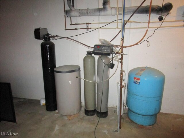 3701 Villa Marie Rd, Lowellville, OH 44436 - view of utility room