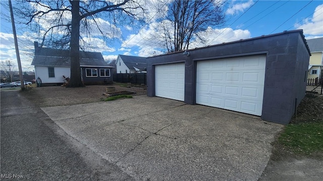 228 N 8th St, Coshocton, OH 43812 - garage with fence