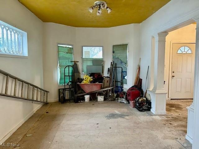 119 Erie St, Elyria, OH 44035 - interior space