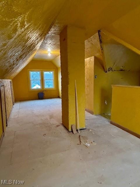 119 Erie St, Elyria, OH 44035 - bonus room with vaulted ceiling