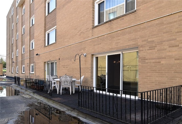 3333 Warrensville Center Rd Unit 204, Shaker Heights, OH 44122 - exterior space with brick siding