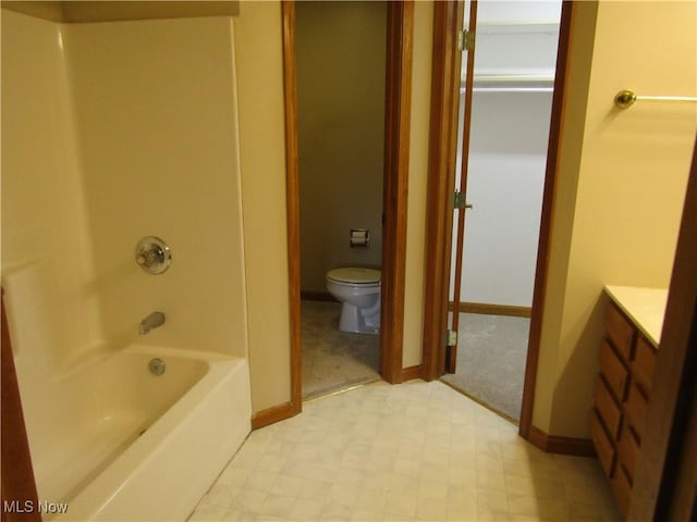 230 Bryden Rd, Weirton, WV 26062 - full bathroom featuring tile patterned floors, toilet, vanity, and baseboards