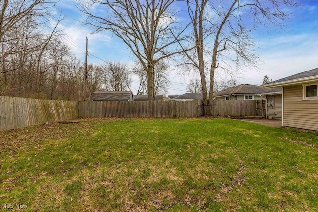 1038 Oakwood Dr, Elyria, OH 44035 - photo 28