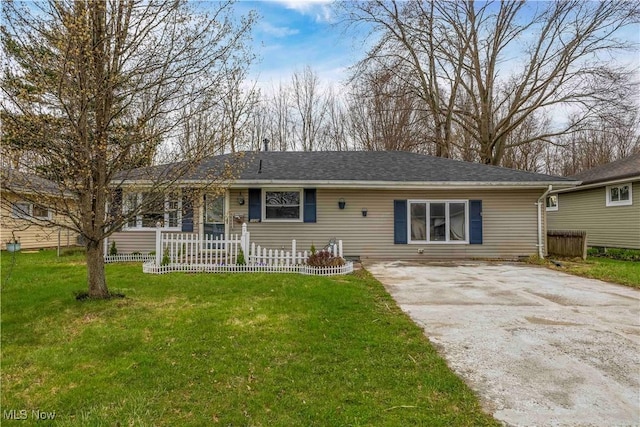 1038 Oakwood Dr, Elyria, OH 44035 - photo 29