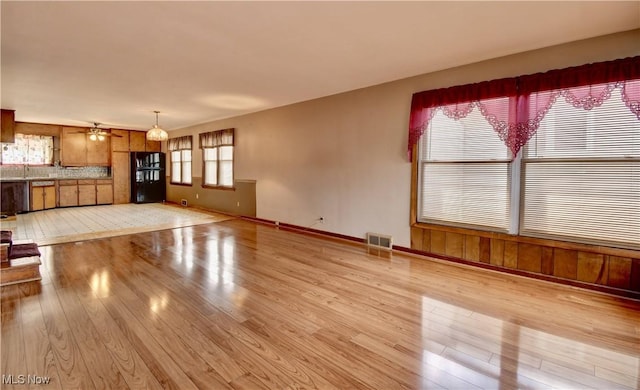 120 N Mckinley Ave, Waynesburg, OH 44688 - photo 11