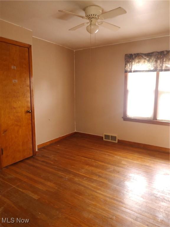 120 N Mckinley Ave, Waynesburg, OH 44688 - photo 20