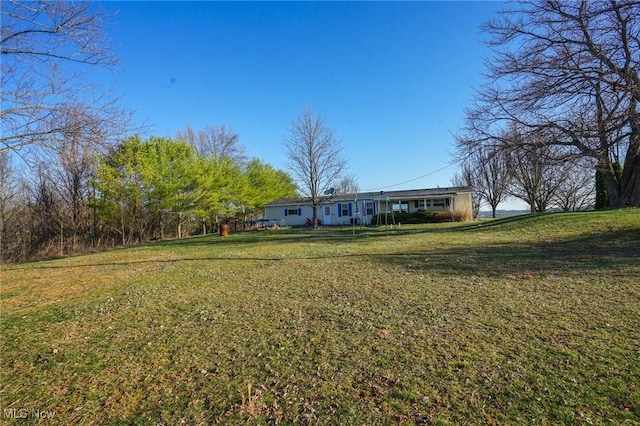 8672 Ridgeview Rd, Chandlersville, OH 43727 - view of yard