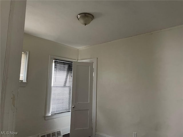 13428 Hartford Rd, East Cleveland, OH 44112 - photo 15