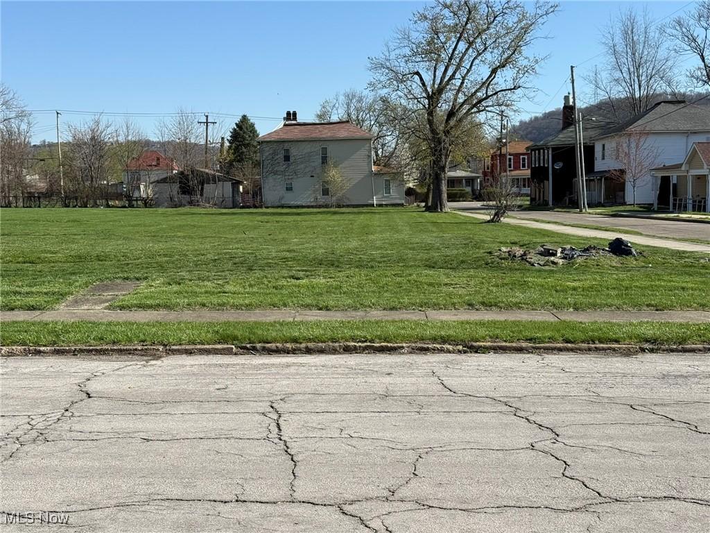 607 Dock St, Steubenville, OH 43952 - photo 2