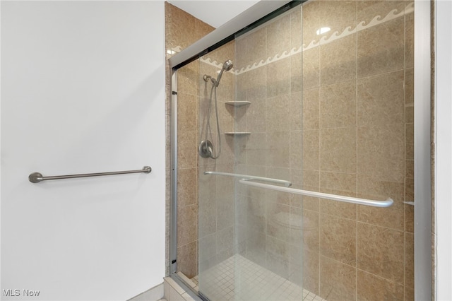 2077 E 4th St E Unit 4E, Cleveland, OH 44115 - bathroom with a stall shower