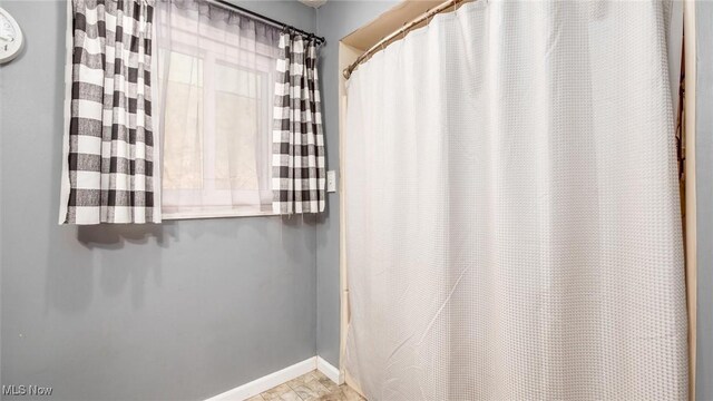 3020 State Route 376, Stockport, OH 43787 - full bathroom with baseboards