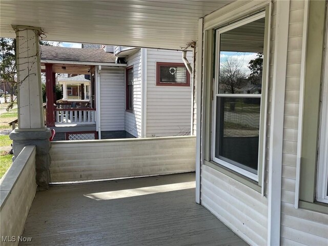 494 Eddy Rd, Cleveland, OH 44108 - photo 3