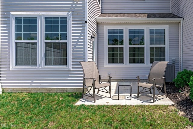 835-2 Dipper Ln, Aurora, OH 44202 - view of patio