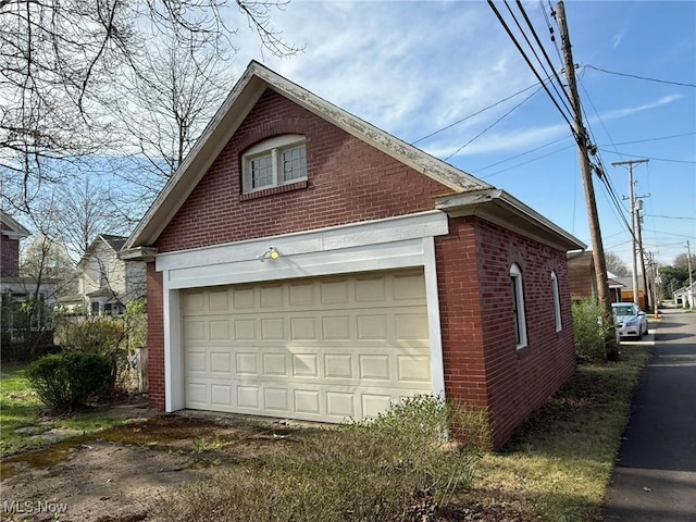 1003 N Water St, Uhrichsville, OH 44683 - photo 46