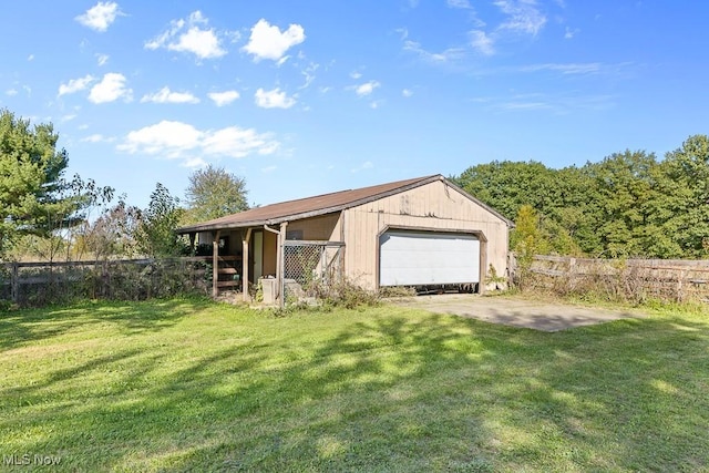 7319 Guilford Rd, Seville, OH 44273 - detached garage featuring fence
