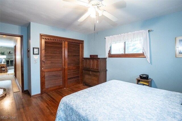 3035 Hamilton Rd, Medina, OH 44256 - bedroom with a closet, ceiling fan, wood finished floors, and baseboards