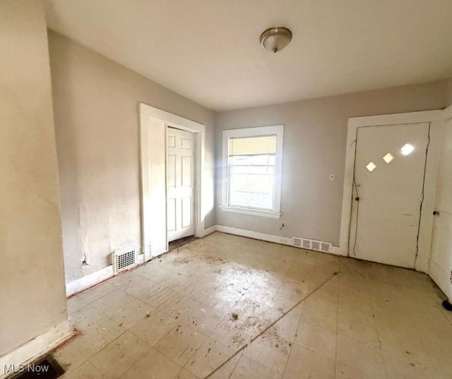 1276 E 133rd St, East Cleveland, OH 44112 - photo 6