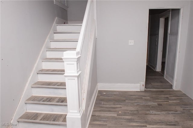 1611 Wellington Ave, Youngstown, OH 44509 - photo 4