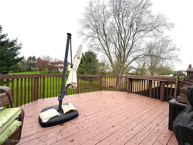 7366 Cromwell Dr, Solon, OH 44139 - deck with a yard