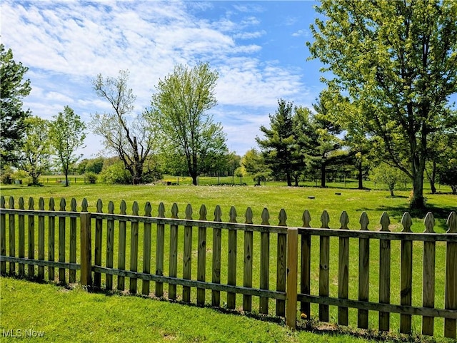 14864 Hayes Rd, Middlefield, OH 44062 - view of yard