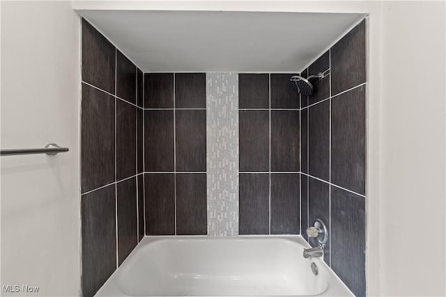 bathroom featuring shower / bathtub combination