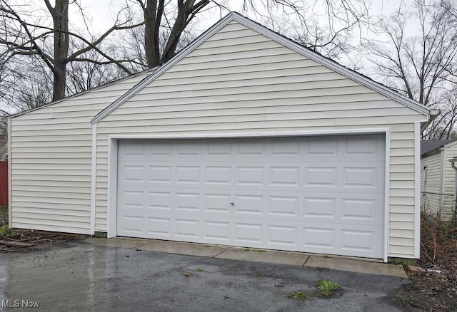 view of detached garage
