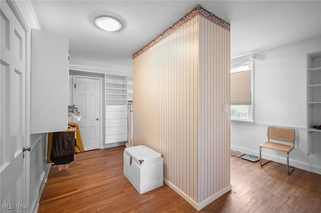 2691 Rocklyn Rd, Shaker Heights, OH 44122 - hall featuring wood finished floors and baseboards