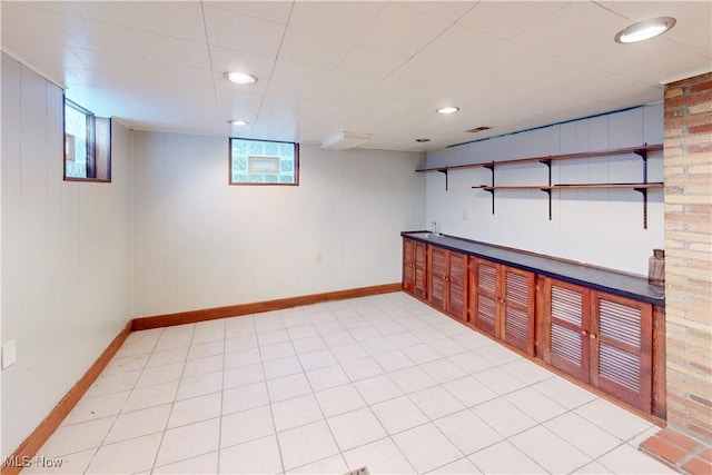 bar with recessed lighting, visible vents, and baseboards