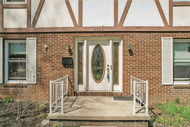 2262 Tanglewood Dr, Salem, OH 44460 - view of exterior entry with brick siding