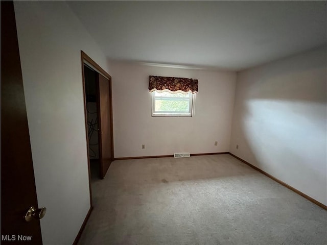 260 Scenery Dr, Weirton, WV 26062 - unfurnished bedroom with visible vents, baseboards, and carpet