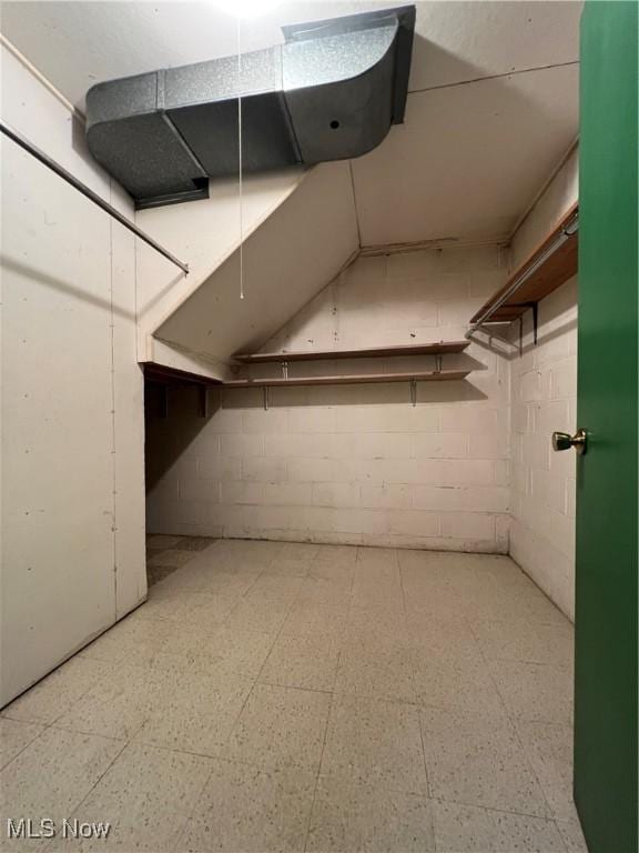 260 Scenery Dr, Weirton, WV 26062 - interior space