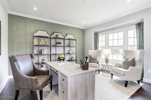 office area with crown molding, baseboards, recessed lighting, and wood finished floors