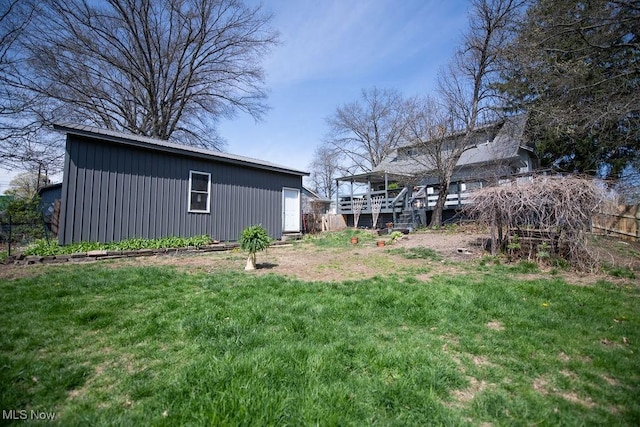 144 S Walnut St, Gnadenhutten, OH 44629 - view of yard