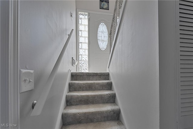 1863 Beaver Trl, Mineral Ridge, OH 44440 - view of stairway