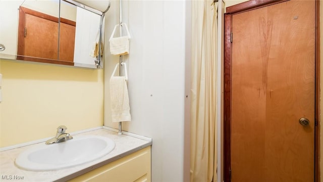 165 Reservoir Rd, New Concord, OH 43762 - bathroom with vanity