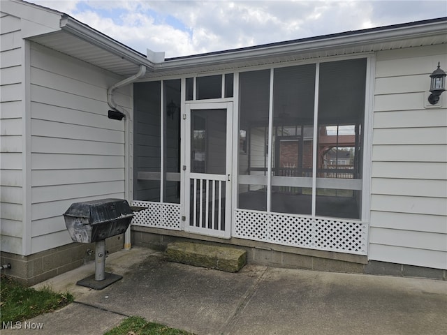 3509 11th Ave, Vienna, WV 26105 - view of property entrance