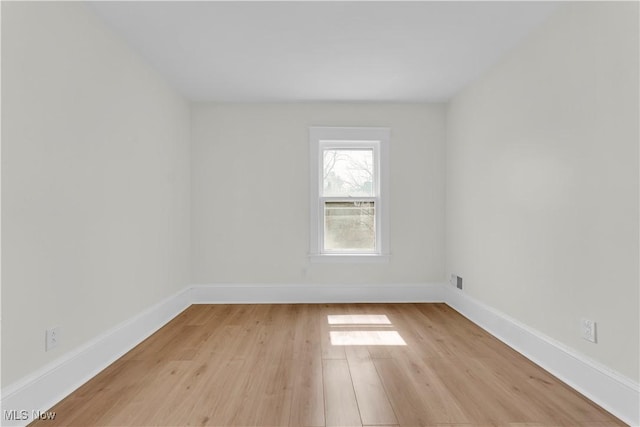 7218 Lawnview Ave, Cleveland, OH 44103 - photo 18