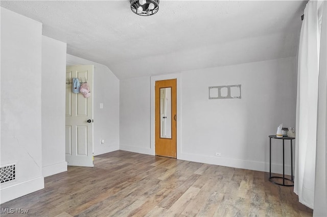 2510 E Midlothian Blvd, Youngstown, OH 44502 - bonus room featuring wood finished floors, lofted ceiling, and baseboards