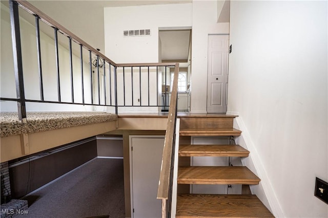 161 Bentwillow Dr, Niles, OH 44446 - stairway with visible vents and baseboards