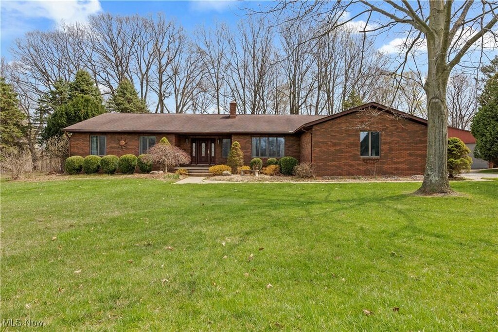 8273 Bank St, Vermilion, OH 44089 - photo 1