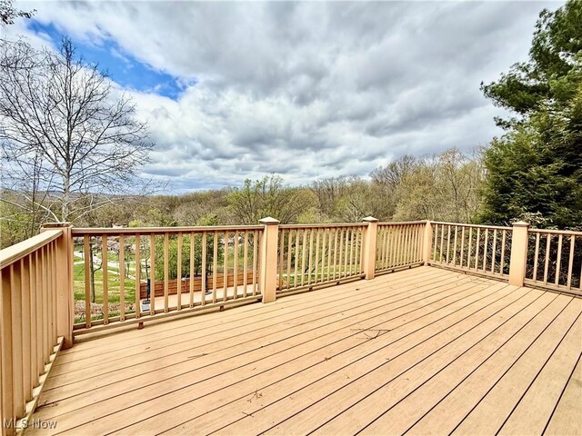 21 Ashwood Dr, Vienna, WV 26105 - view of deck