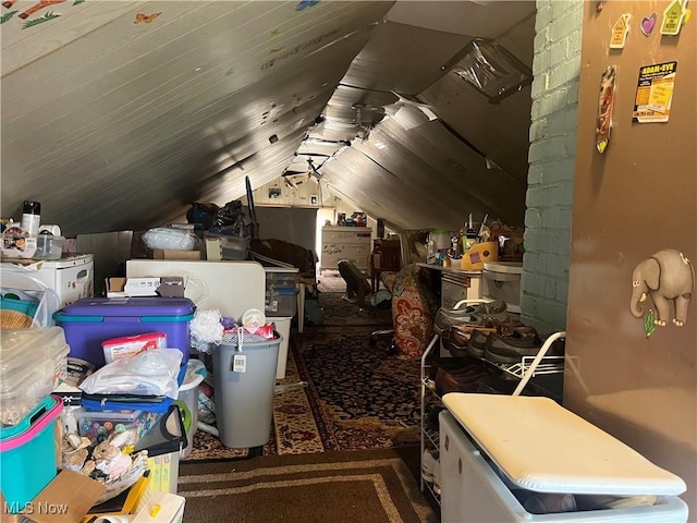 152 Regent St, Youngstown, OH 44507 - view of unfinished attic