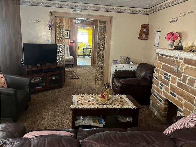 152 Regent St, Youngstown, OH 44507 - living room with carpet flooring